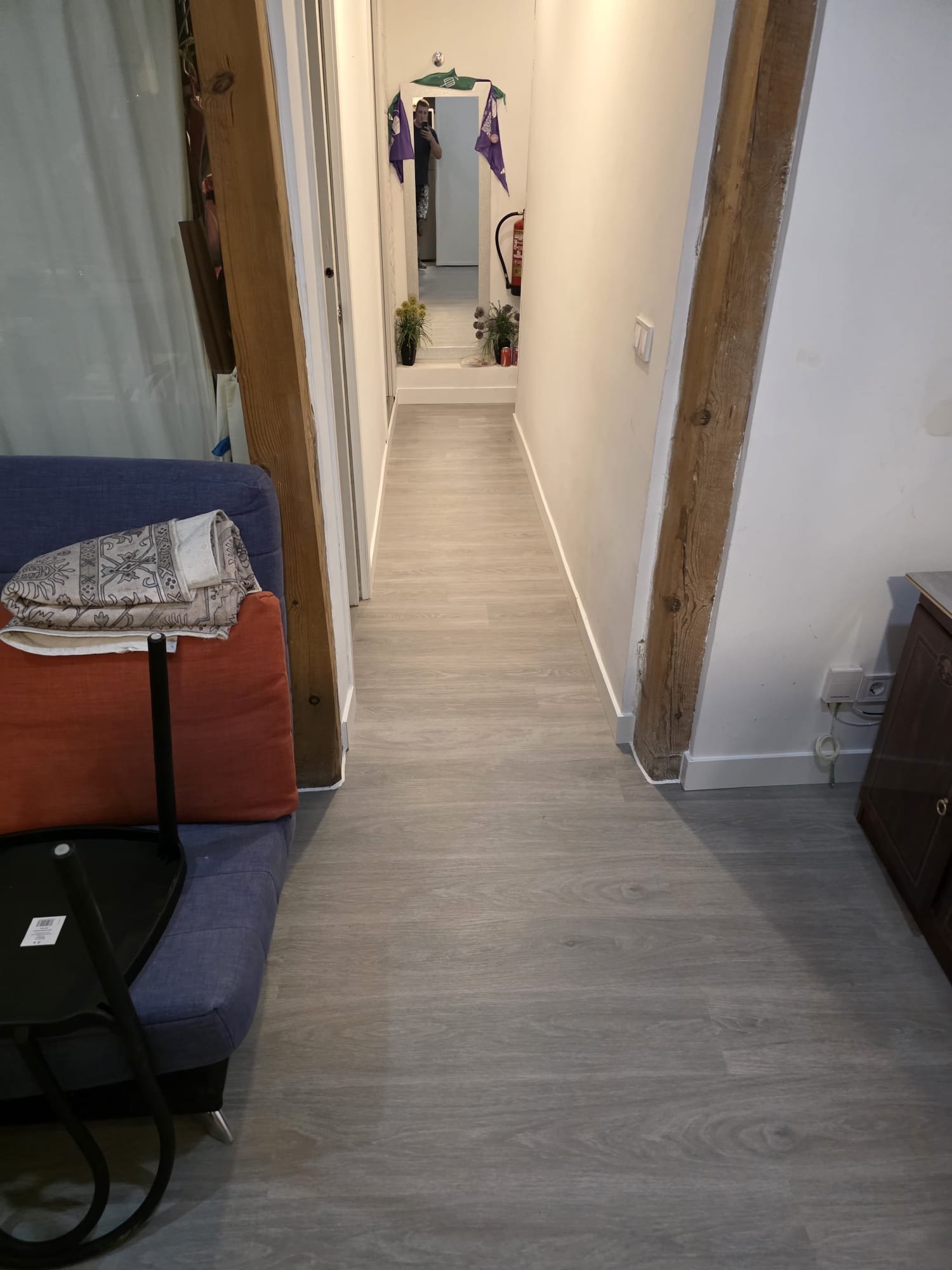 Renovación de un suelo con tarima laminada AC5 en Madrid