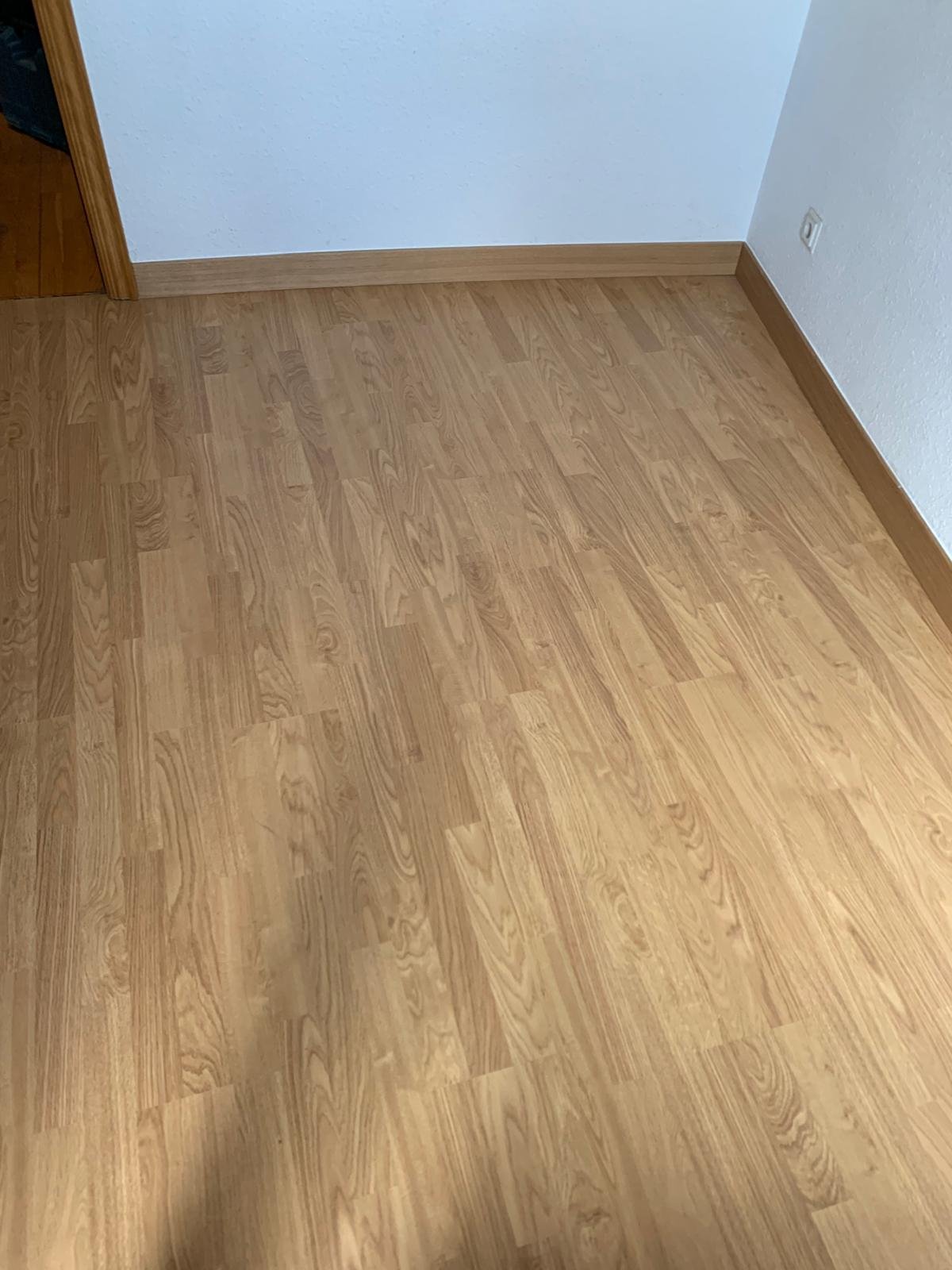 Comparación del grosor de tarima laminada de 8, 10 y 12 milímetros